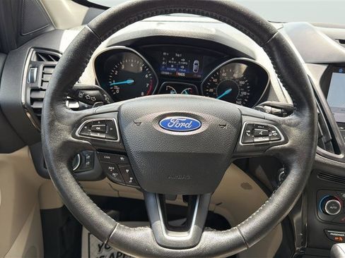Used 2017 Ford Escape Titanium w/ Equipment Group 301A AWD/4WD image 25