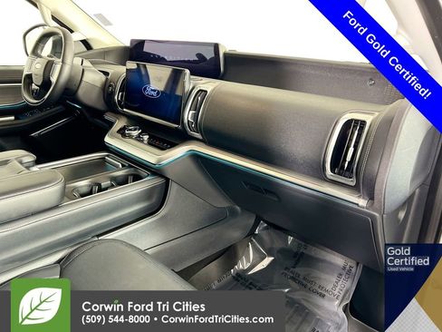 Certified 2025 Ford Expedition Max Platinum AWD/4WD image 33