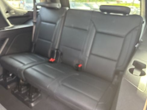 Used 2025 Chevrolet Tahoe LT AWD/4WD image 18