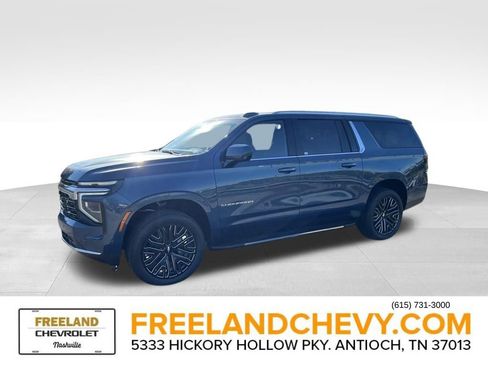 New 2025 Chevrolet Suburban LS image 3