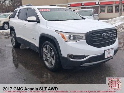 Used 2017 GMC Acadia SLT w/ LPO, Black Accent Package
