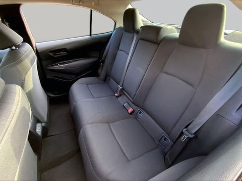 Used 2025 Toyota Corolla LE FWD image 20