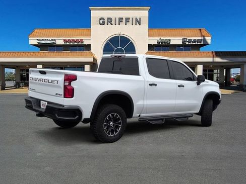 Used 2024 Chevrolet Silverado 1500 ZR2 AWD/4WD image 4