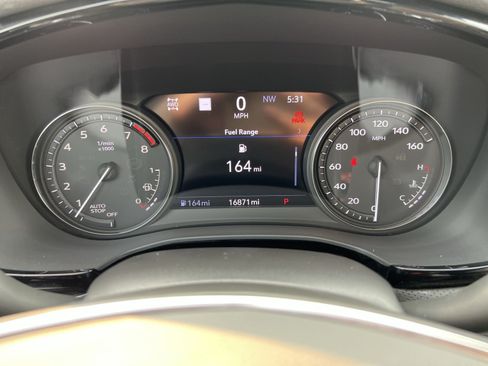 Used 2023 Cadillac XT5 Premium Luxury w/ Technology Package AWD/4WD image 17
