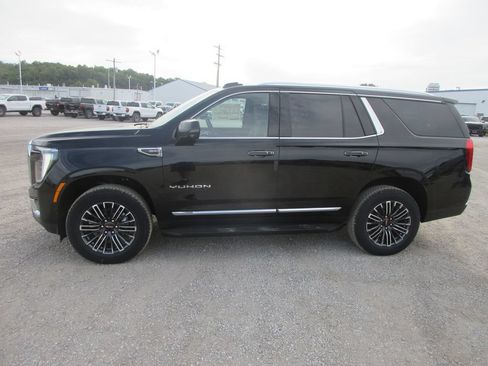 New 2026 GMC Yukon Elevation w/ Elevation Premium Package AWD/4WD image 7