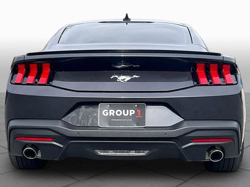 Used 2024 Ford Mustang Premium image 4