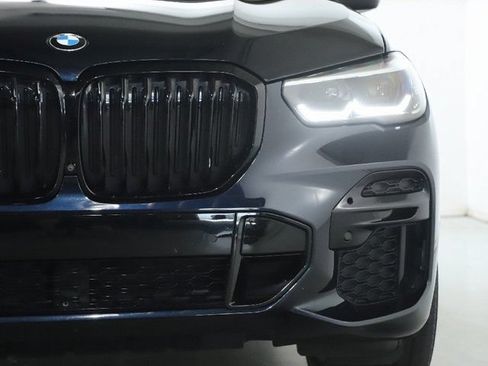 Used 2023 BMW X5 xDrive40i w/ M Sport Package AWD/4WD image 9
