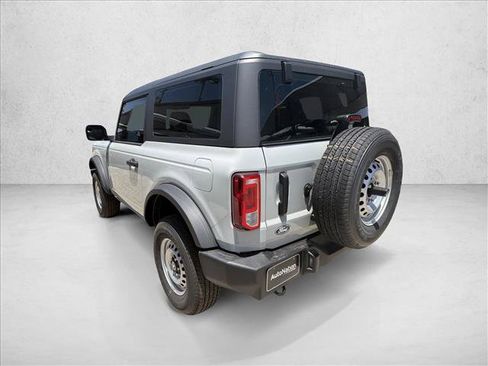New 2026 Ford Bronco 2-Door AWD/4WD image 3