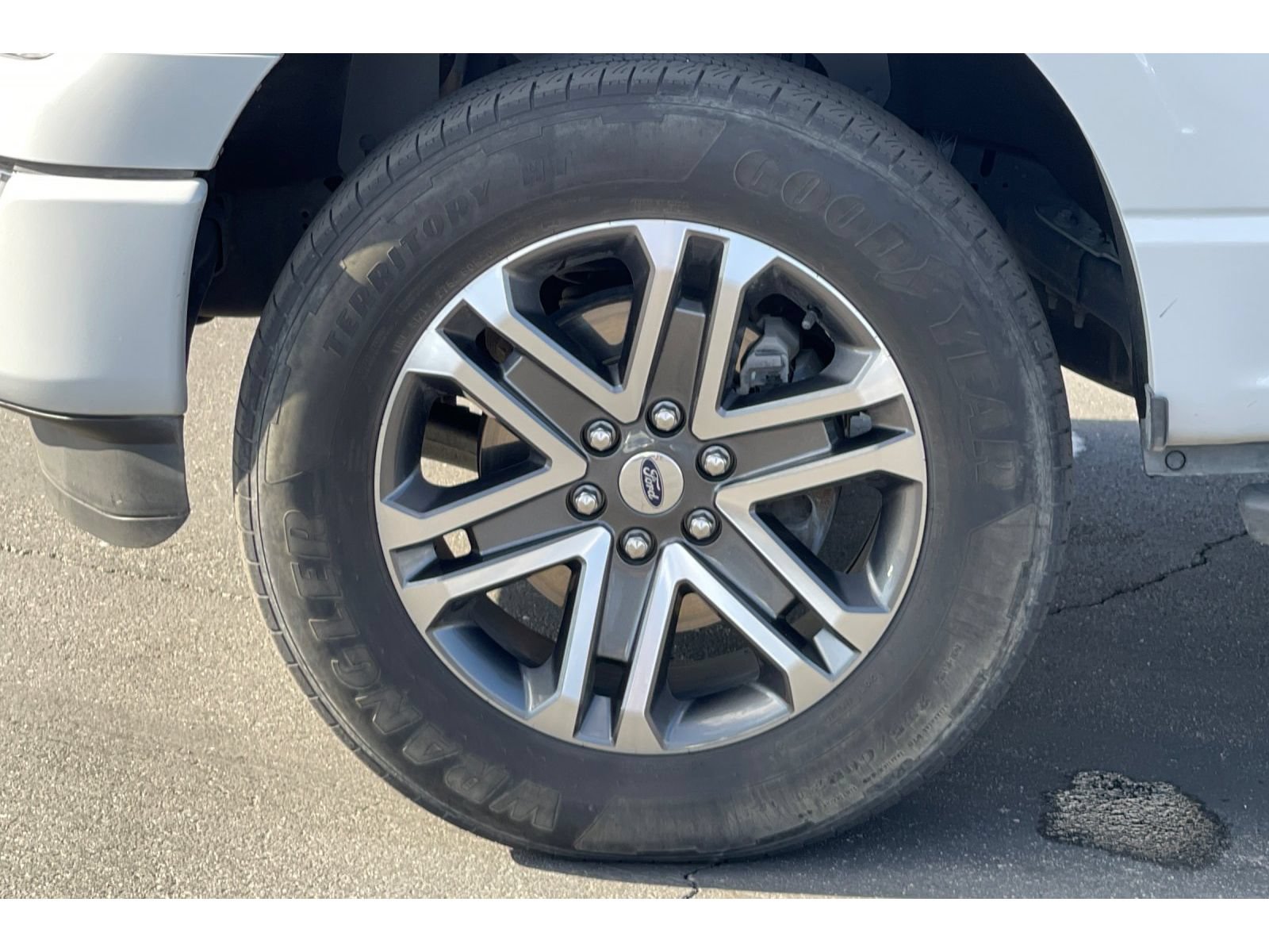 Used 2021 Ford F150 XLT w/ Equipment Group 302A High RWD image 10