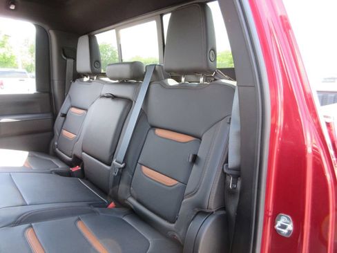 Certified 2020 GMC Sierra 2500 AT4 w/ AT4 Premium Package AWD/4WD image 24