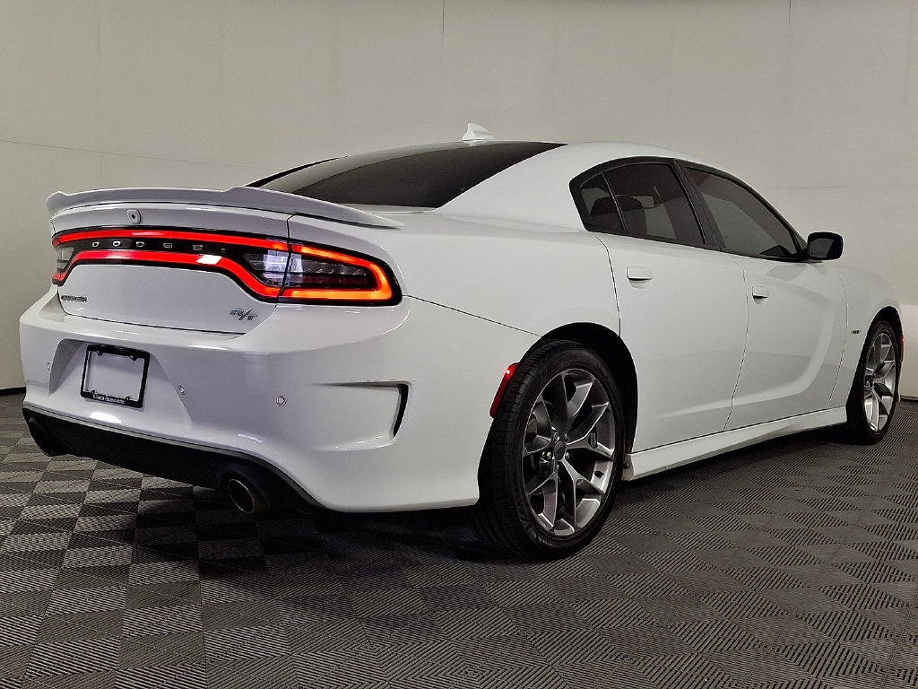 Used 2019 Dodge Charger R/T w/ Plus Group RWD image 9