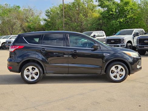 Used 2015 Ford Escape SE image 4