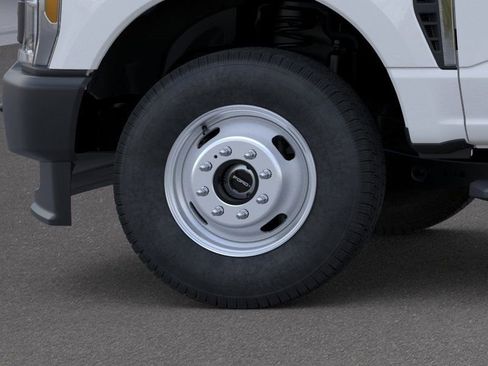 New 2025 Ford F350 XL AWD/4WD image 19