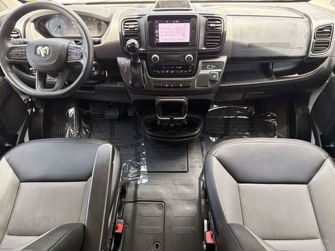Used 2024 RAM ProMaster 2500 w/ Convenience Group FWD image 11