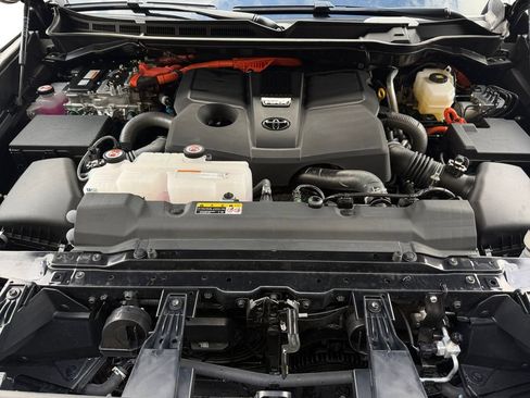 Used 2026 Toyota Sequoia TRD Pro AWD/4WD image 13