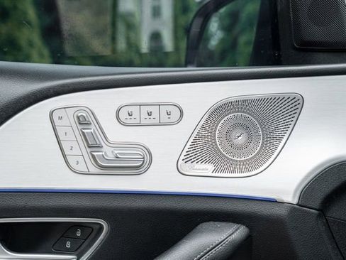 Used 2023 Mercedes-Benz GLS 450 4MATIC w/ AMG Line Exterior image 47