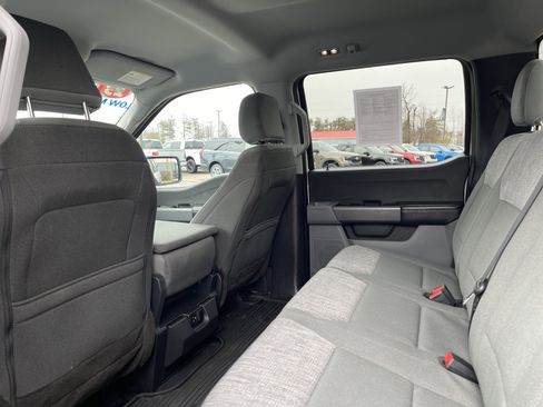 Used 2023 Ford F150 XLT w/ Trailer Tow Package image 10