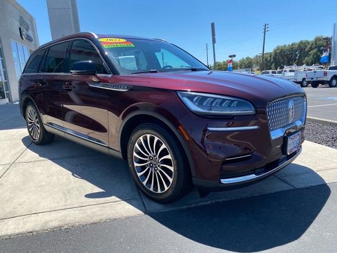 Used 2022 Lincoln Aviator Reserve w/ Equipment Group 201A image 12