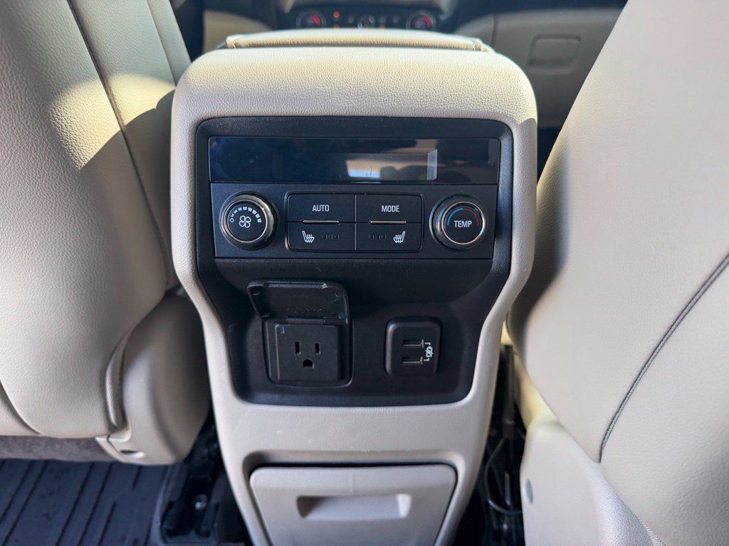 Used 2018 GMC Acadia Denali AWD/4WD image 26