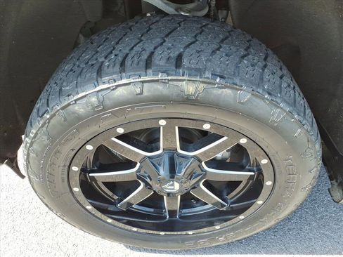 Used 2022 Chevrolet Silverado 1500 W/T w/ WT Value Package AWD/4WD image 10