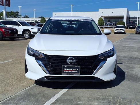 Used 2024 Nissan Sentra SV image 5