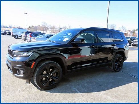Used 2022 Jeep Grand Cherokee L Laredo image 3