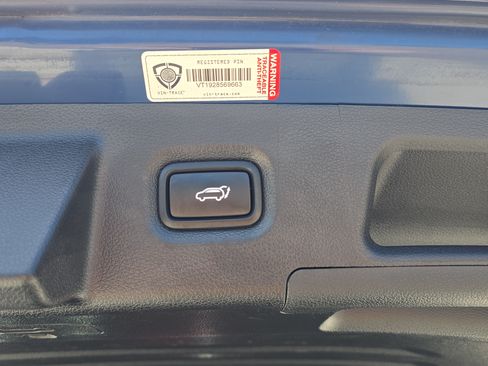 Used 2023 Hyundai Santa Fe Calligraphy AWD/4WD image 11