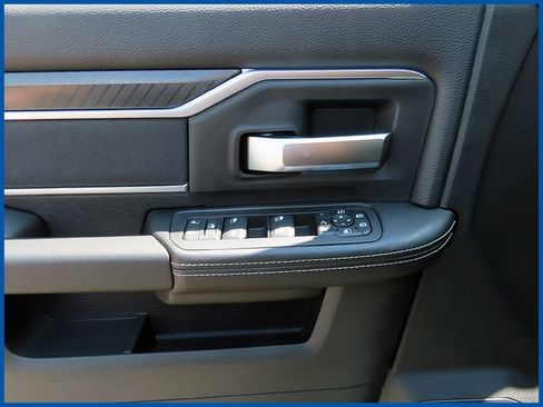 New 2026 RAM 3500 Big Horn AWD/4WD image 13