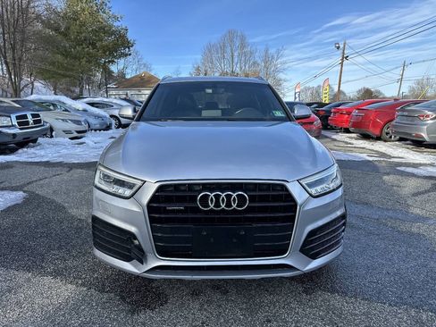 Used 2018 Audi Q3 2.0T Premium Plus w/ Premium Plus Package AWD/4WD image 3