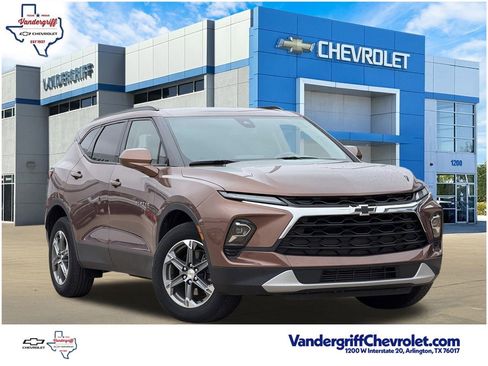 Certified 2024 Chevrolet Blazer LT w/ Convenience Package image 1