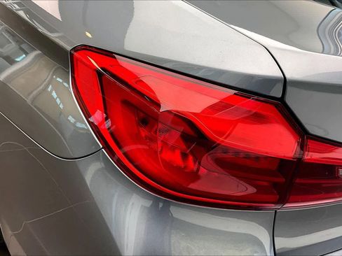 Used 2019 BMW 530i w/ Luxury Seating Package image 27