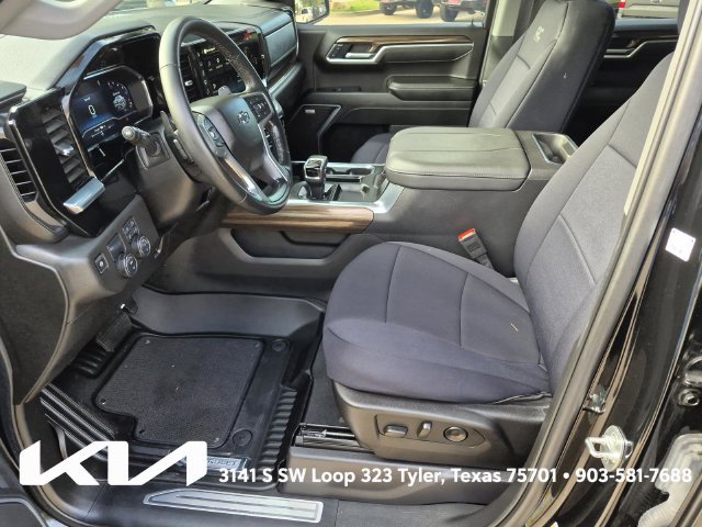Used 2025 Chevrolet Silverado 1500 RST RWD image 18