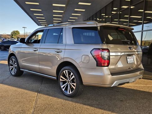 Used 2020 Ford Expedition Platinum image 4