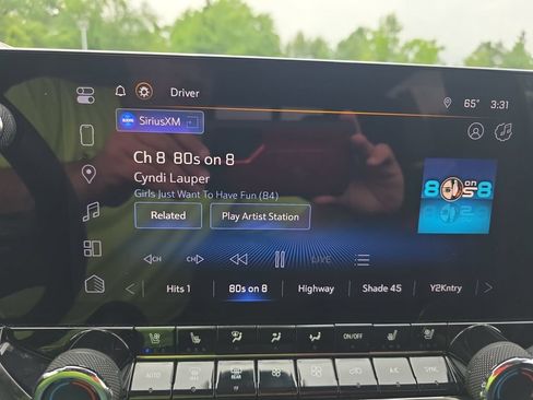 Used 2023 Chevrolet Colorado Z71 w/ Z71 Convenience Package 2 AWD/4WD image 17