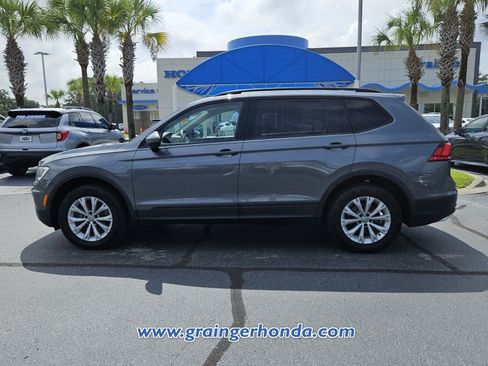 Used 2018 Volkswagen Tiguan S AWD/4WD image 2