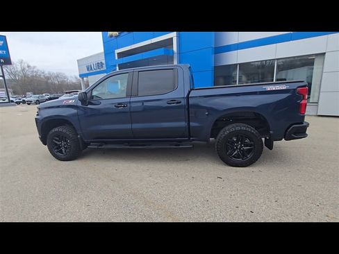 Used 2021 Chevrolet Silverado 1500 LT Trail Boss w/ Convenience Package II AWD/4WD image 5