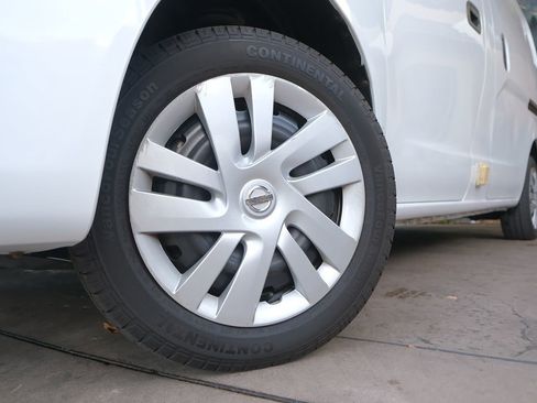 Used 2019 Nissan NV200 SV w/ Navigation Package image 40