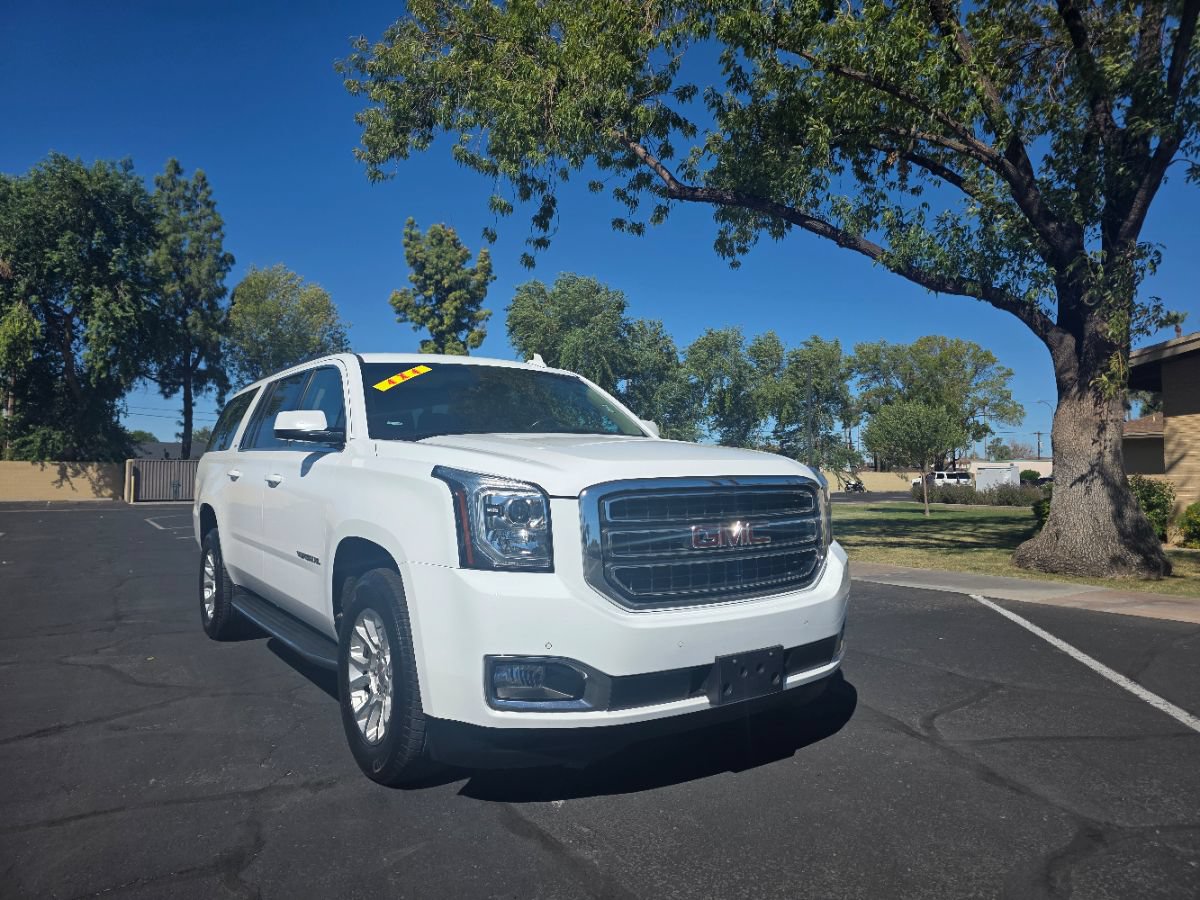 Used 2019 GMC Yukon XL SLT w/ Open Road Package AWD/4WD image 1