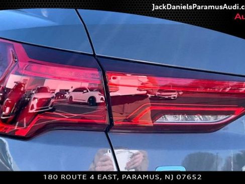 Used 2025 Audi Q3 2.0T Premium w/ Convenience Package image 22