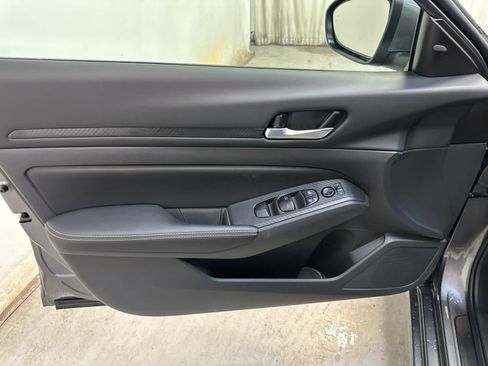 New 2025 Nissan Altima 2.5 SV image 20