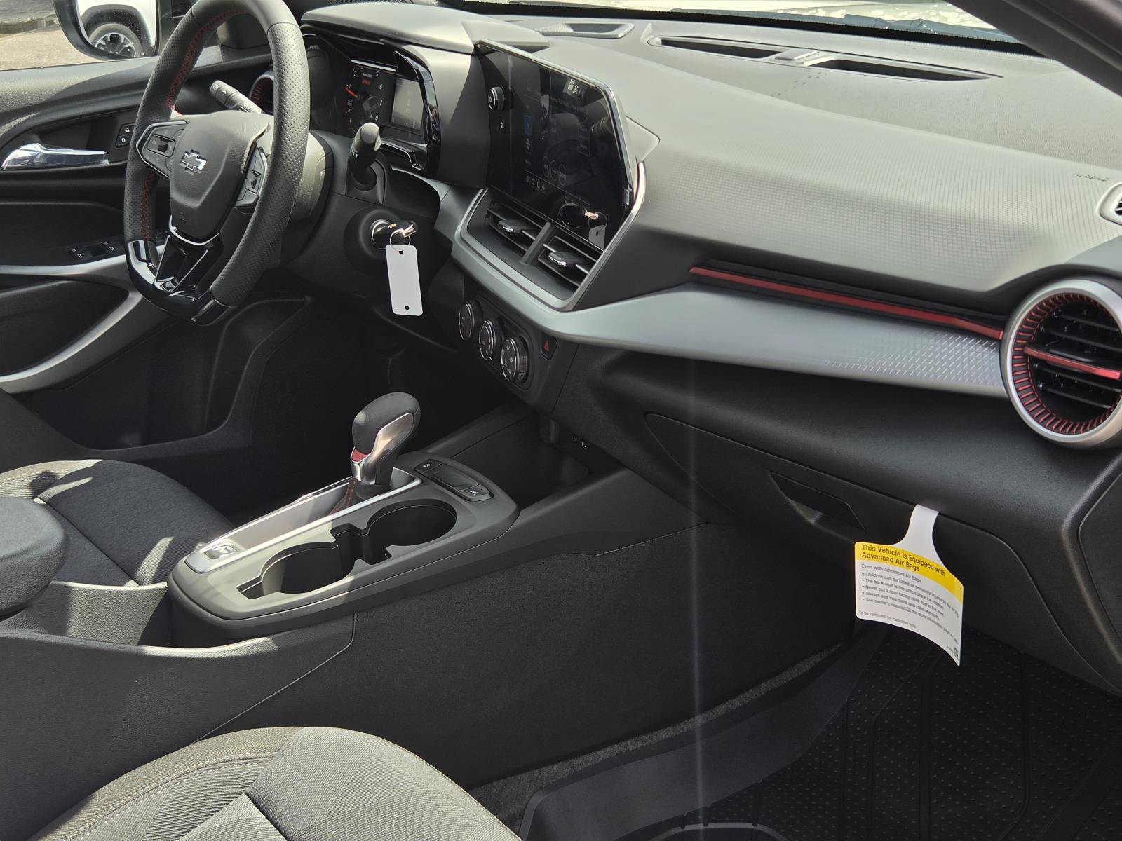 New 2026 Chevrolet Trax RS FWD image 9