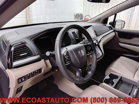 Used 2024 Honda Odyssey Touring image 11