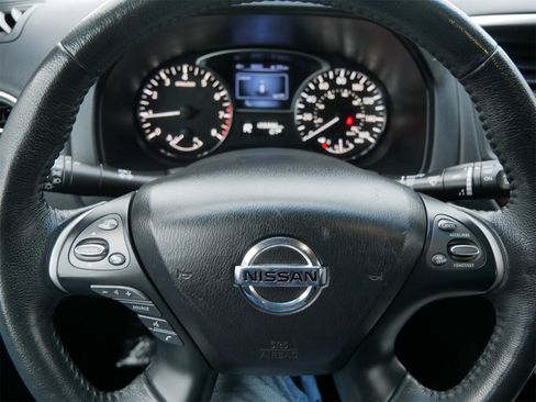Used 2015 Nissan Pathfinder SL w/ SL Premium Package image 23