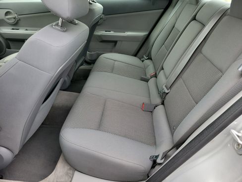 Used 2008 Dodge Avenger SE FWD image 8