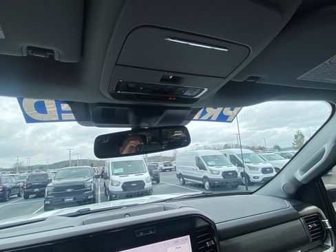 Certified 2025 Ford F250 Lariat w/ Lariat Ultimate Package image 19