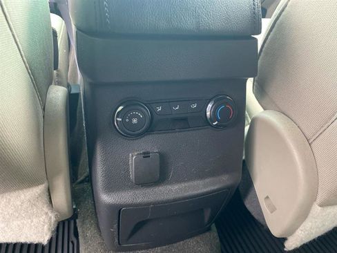Used 2013 Ford Explorer XLT FWD image 13