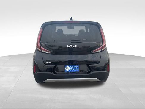 Used 2024 Kia Soul LX w/ Option Group 015 image 5
