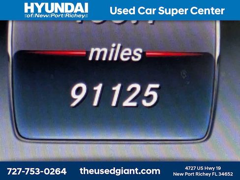 Used 2016 Mercedes-Benz C 300 4MATIC Sedan w/ Multimedia Package image 39