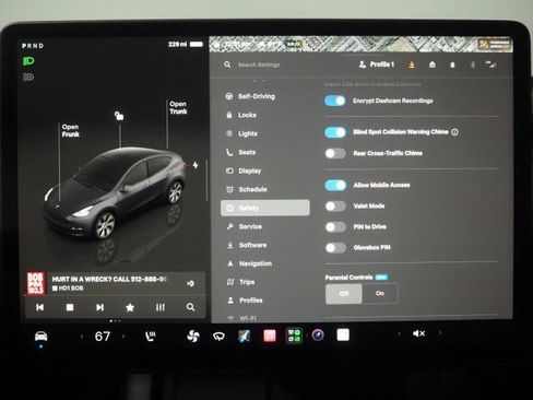 Used 2024 Tesla Model Y 2WD image 32