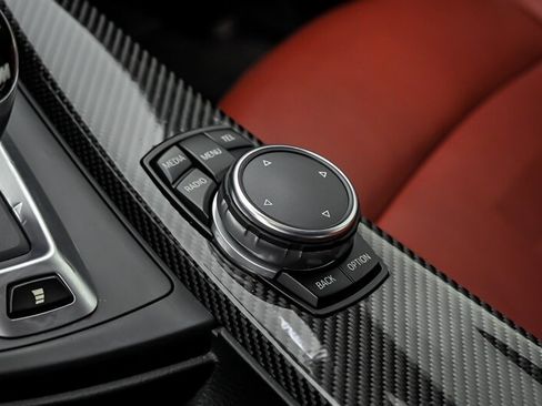Used 2016 BMW M3 RWD image 31